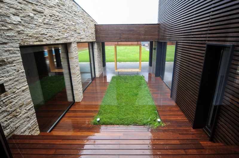 Contemporary A.B. House by Andreescu and Gaivoronschi contemporary ab house by andreescu and gaivoronschi 7ed1e6d