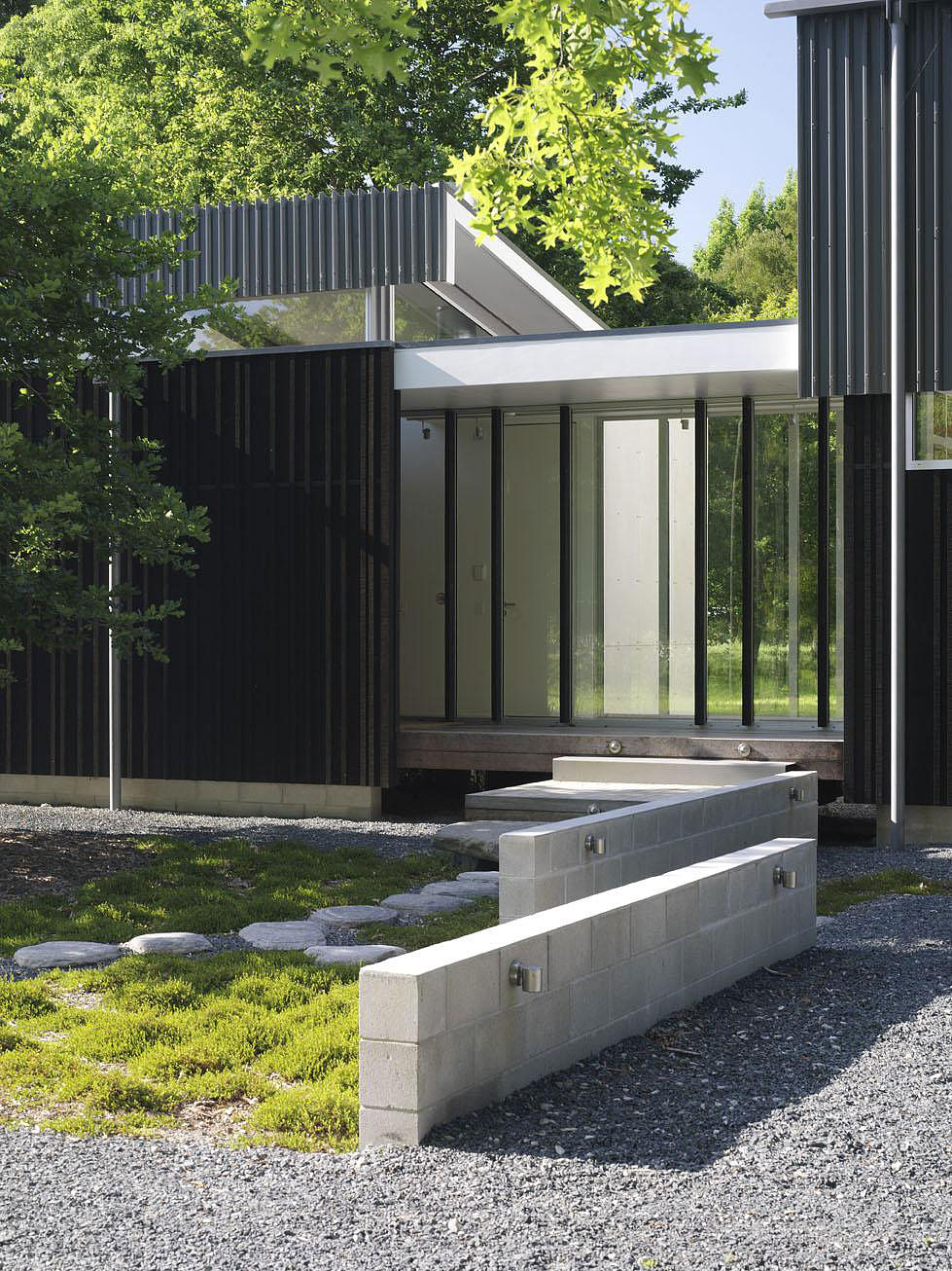 Contemporary Bark House In Hamilton, New Zealand contemporary bark house in hamilton new zealand 2cb3f2d