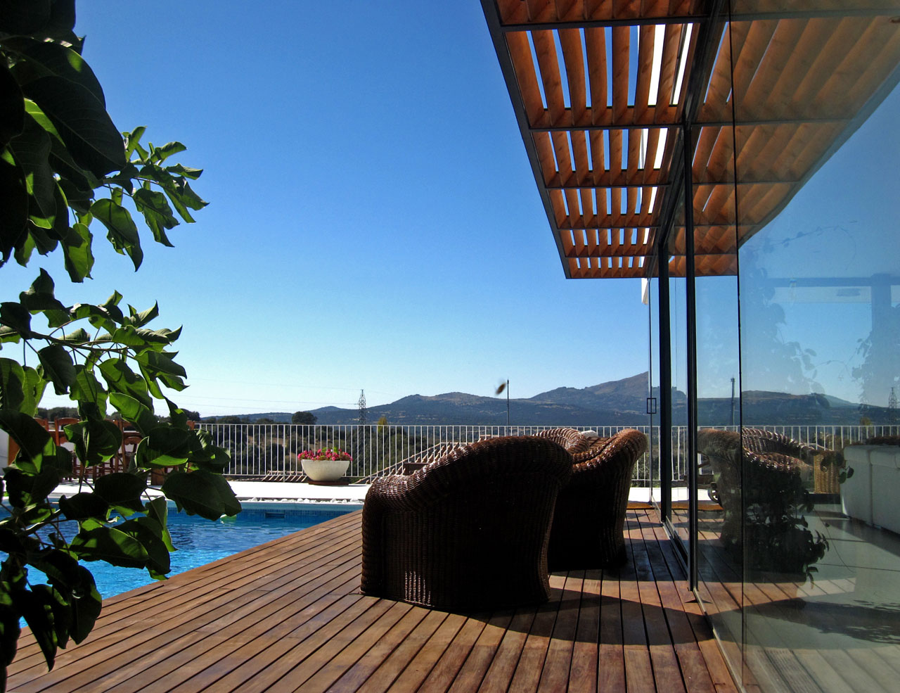 Contemporary Casa Ramas by FH2L Aquitecturos contemporary casa ramas by fh2l aquitecturos 2a555c1