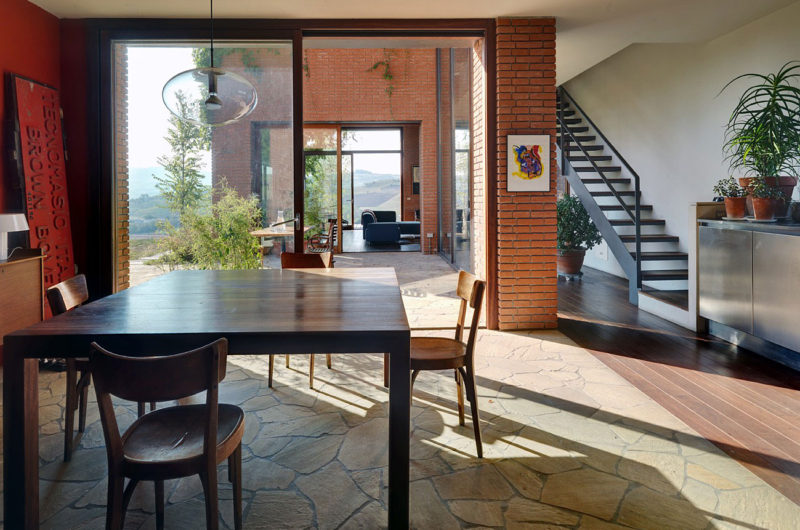 Contemporary Countryhouse in Val Tidone by Park Associati contemporary countryhouse in val tidone by park associati 5ba4397