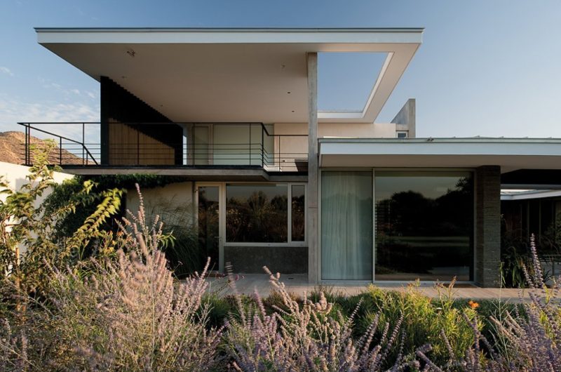 Contemporary Kübler House in Chile contemporary kbler house in chile 8cfe8be