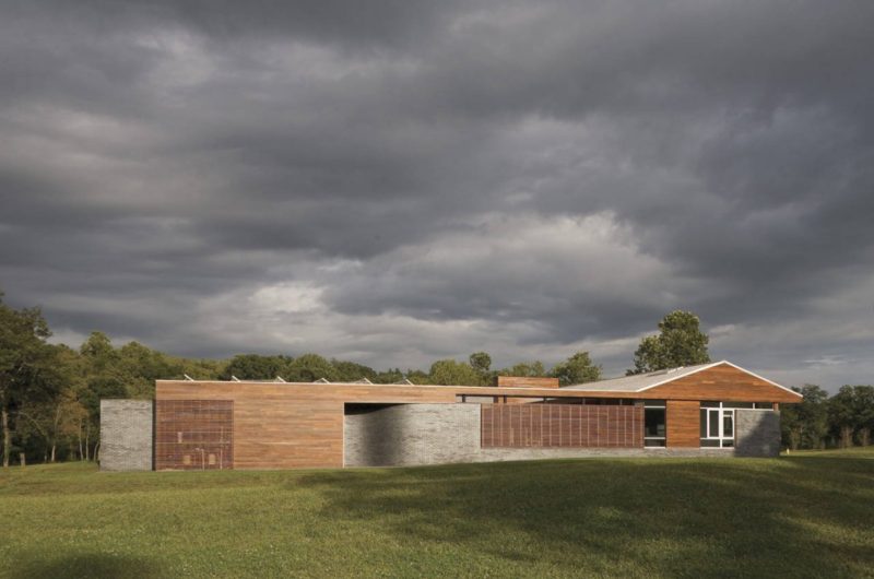 Curved Home in Missouri by Hufft Projects curved home in missouri by hufft projects 34da8c1