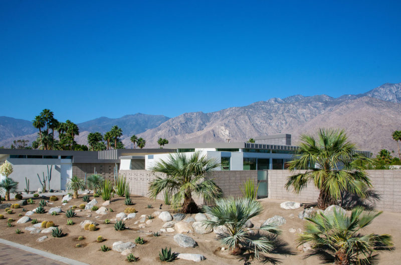 Energy Efficient And Luxurious House in Palm Springs energy efficient and luxurious house in palm springs d3b697e