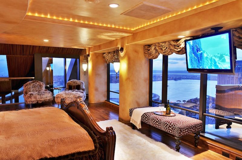 Extravagant 100 Harbor Drive Penthouse in California, USA extravagant 100 harbor drive penthouse in california usa 84cd324