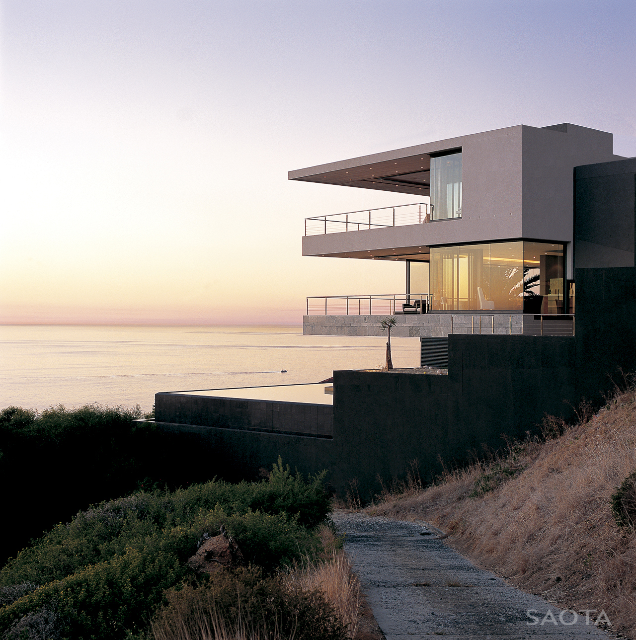 Family St Leon 10 Residence by SAOTA – Antoni Olmesdahl Truen Architects family st leon 10 residence by saota antoni olmesdahl truen architects 17dedf0