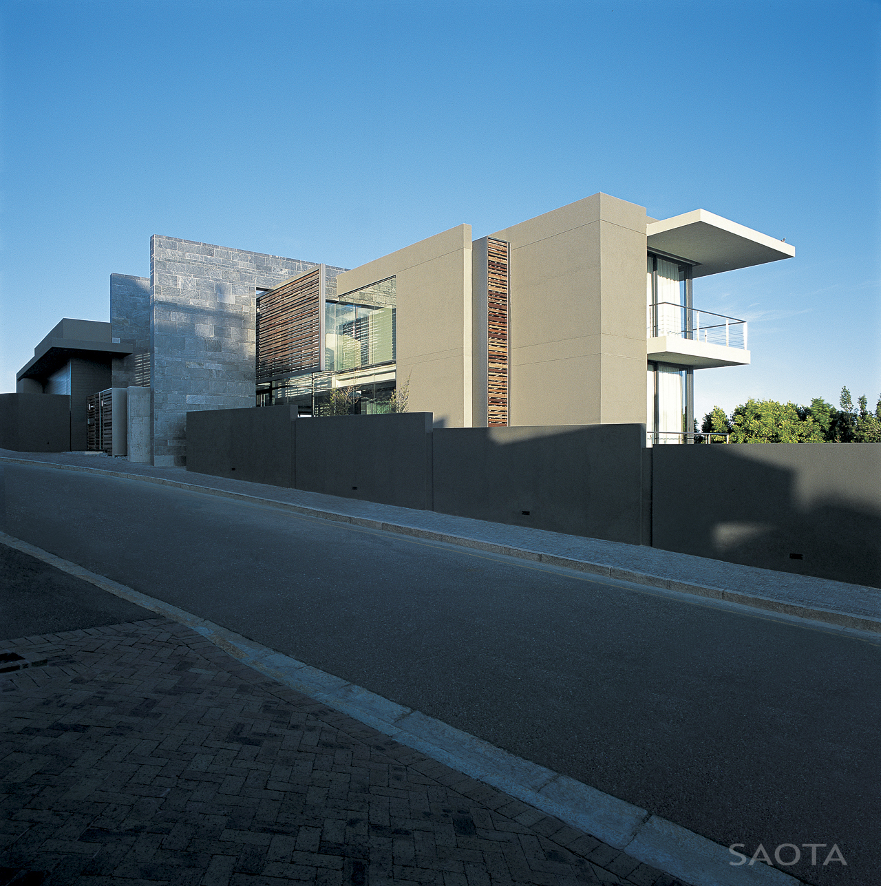 Family St Leon 10 Residence by SAOTA – Antoni Olmesdahl Truen Architects family st leon 10 residence by saota antoni olmesdahl truen architects 36125c2