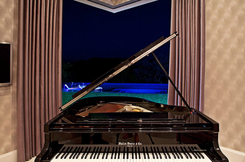 Glamorous $12 million Estate by Dream Project LA glamorous 12 million estate by dream project la 04c73ba