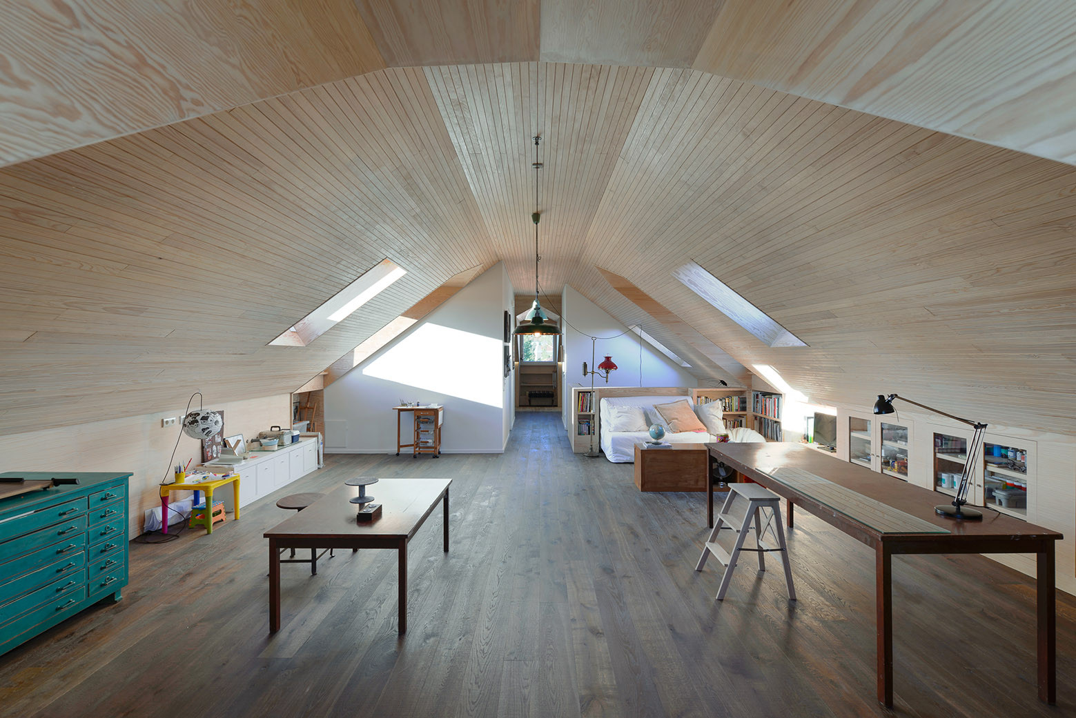 House in Estoril, Portugal By Ricardo Moreno Arquitectos house in estoril portugal by ricardo moreno arquitectos 7a2b9ab