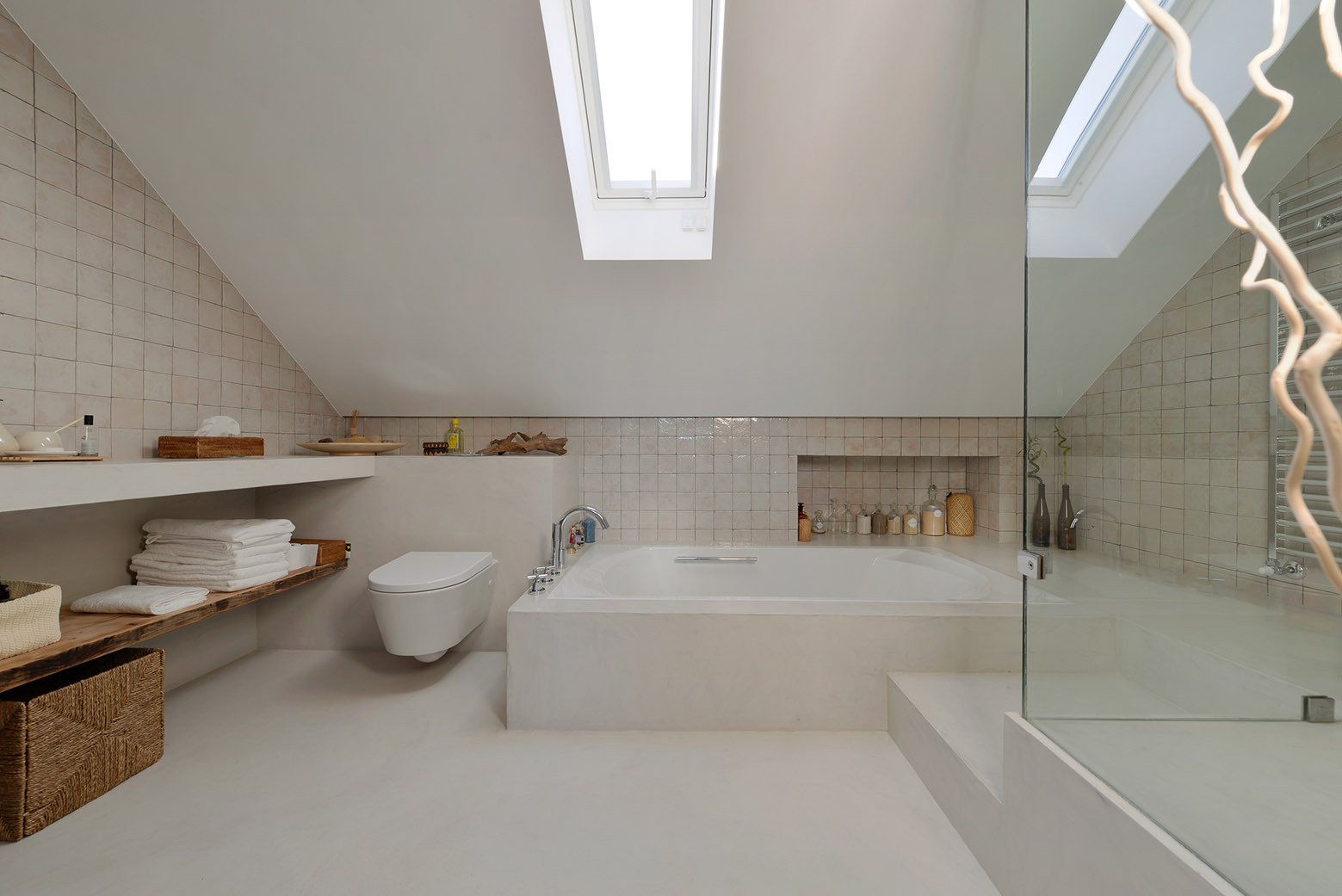 House in Estoril, Portugal By Ricardo Moreno Arquitectos house in estoril portugal by ricardo moreno arquitectos d166e6f