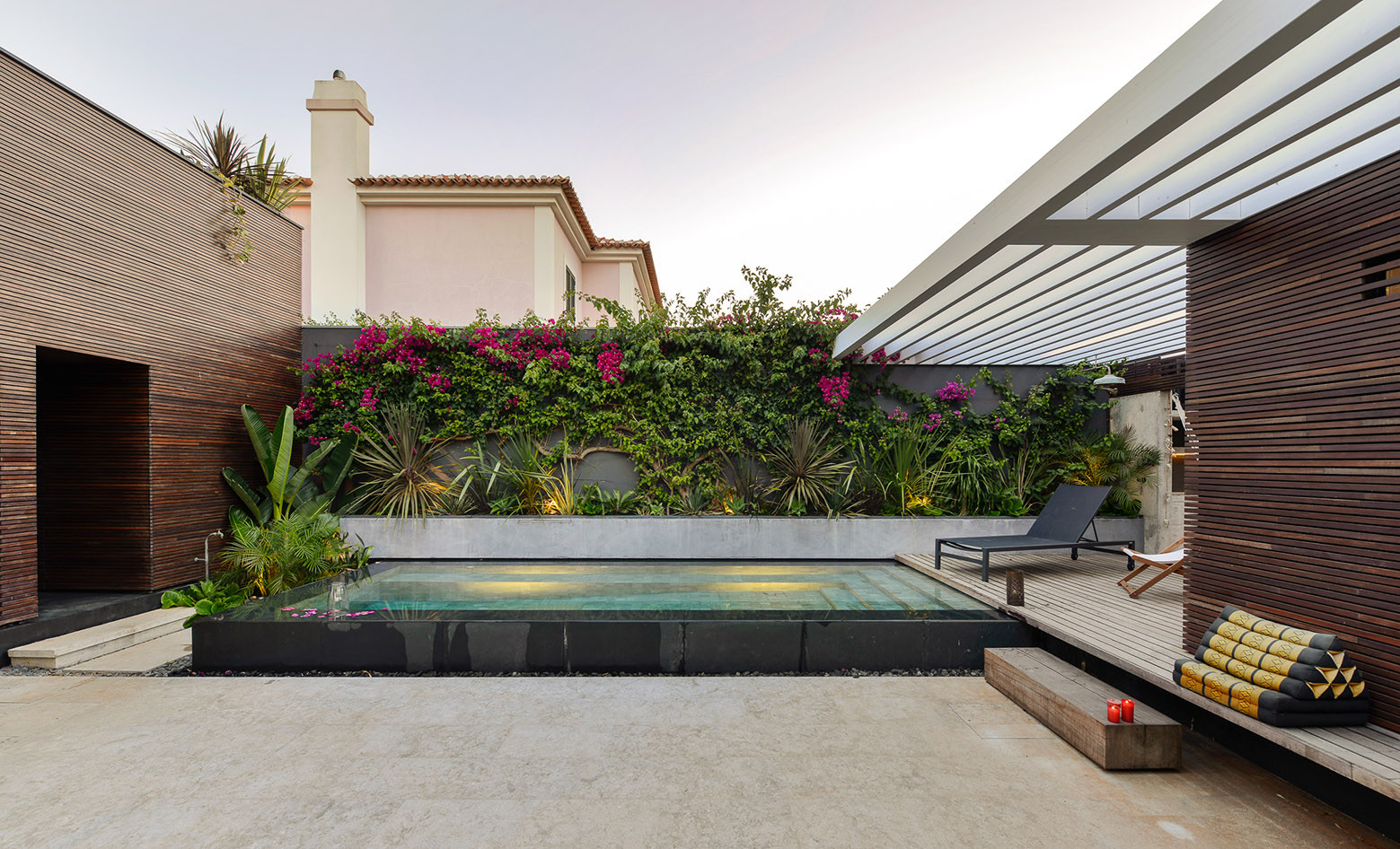 House in Estoril, Portugal By Ricardo Moreno Arquitectos house in estoril portugal by ricardo moreno arquitectos ede0128