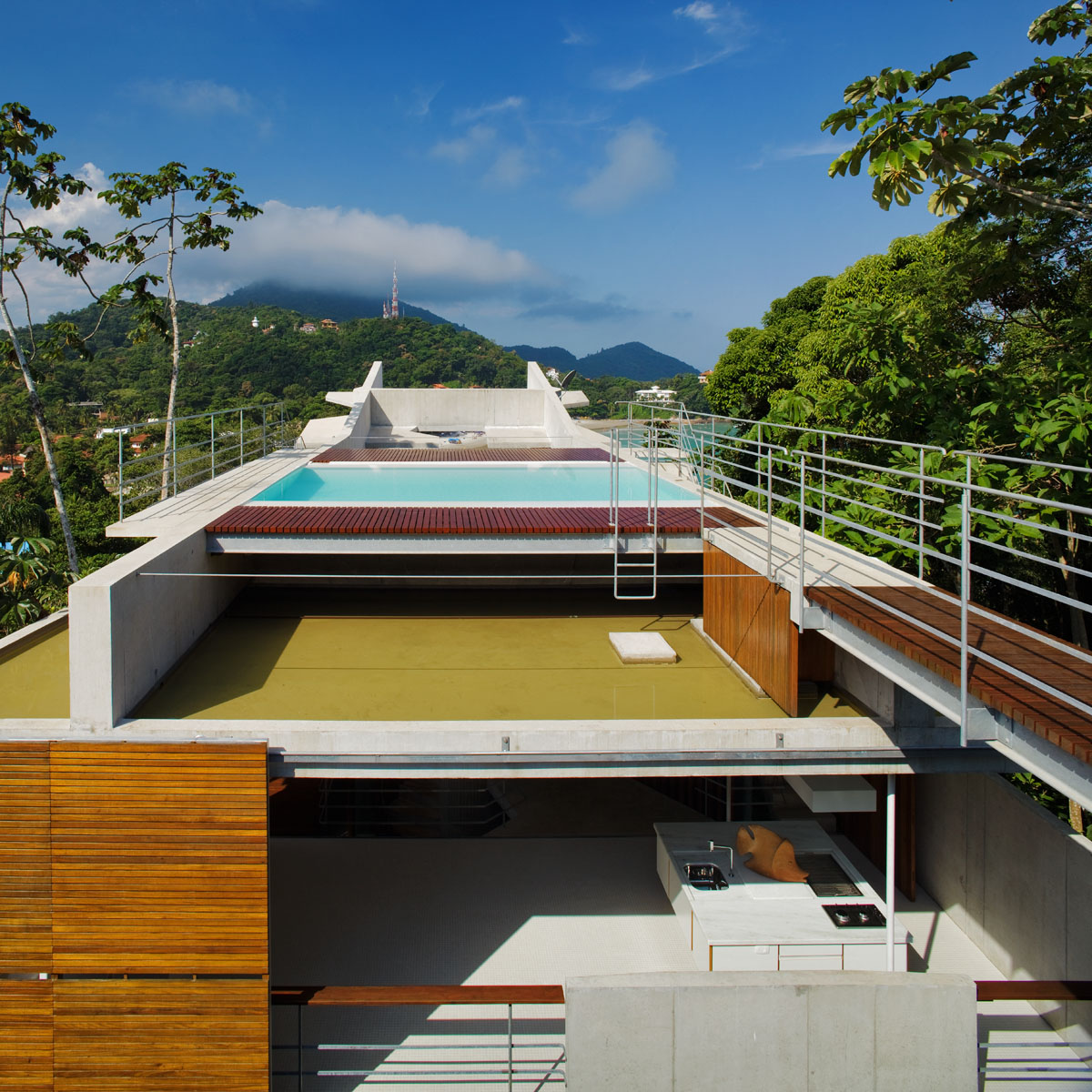 Impressive Residence In Ubatuba, Brazil impressive residence in ubatuba brazil f3b0853