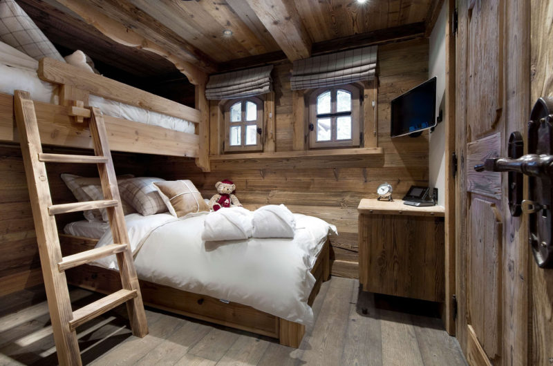 Lavish Petit Chateau 1850 Chalet in Courchevel lavish petit chateau 1850 chalet in courchevel 05d7303