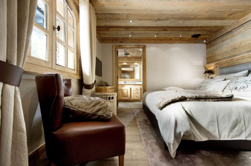 Lavish Petit Chateau 1850 Chalet in Courchevel lavish petit chateau 1850 chalet in courchevel f9fbdf9