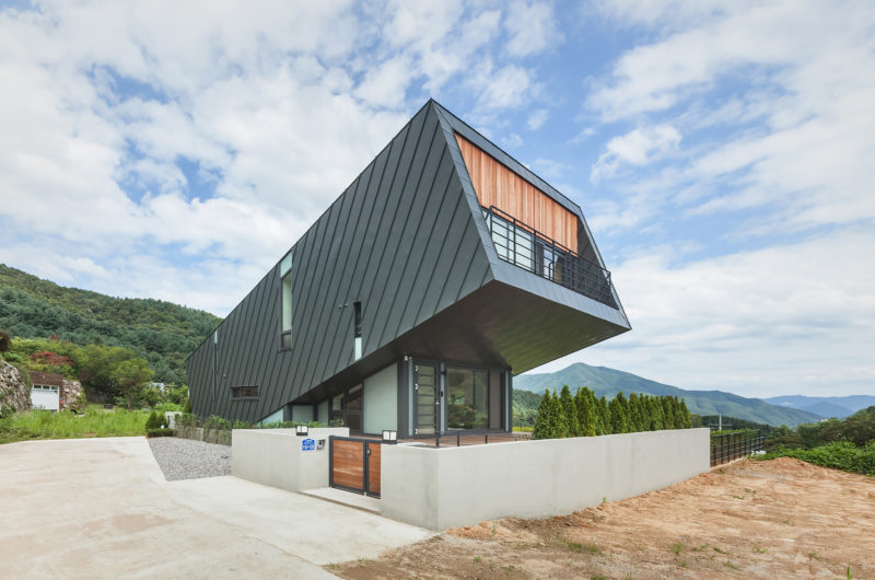 Leaning House In Maryeong-myeon, Jinan-gun, Korea leaning house in maryeong myeon jinan gun korea c95a43d