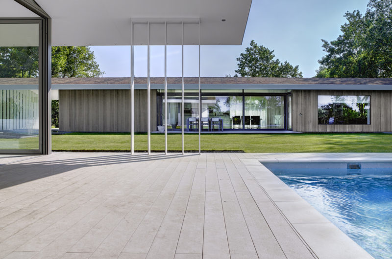 Low-Profile House L by Grosfeld van der Velde Architecten low profile house l by grosfeld van der velde architecten 9c6d6db