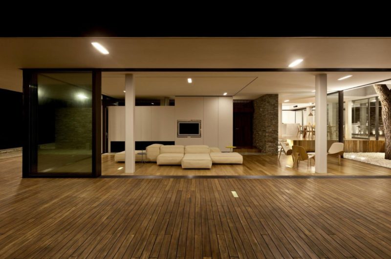 Majestic Plane House by K Studio majestic plane house by k studio fcad120