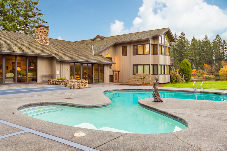 Massive And Beautifully Landscaped Property In Washington massive and beautifully landscaped property in washington d96ba03