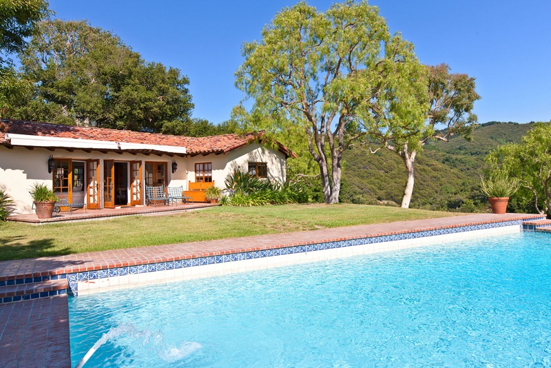 Mexican-Inspired Malibu Estate and Vineyard mexican inspired malibu estate and vineyard 89d8036