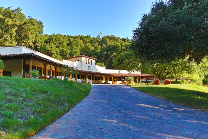 Mexican-Inspired Malibu Estate and Vineyard mexican inspired malibu estate and vineyard fad4d17