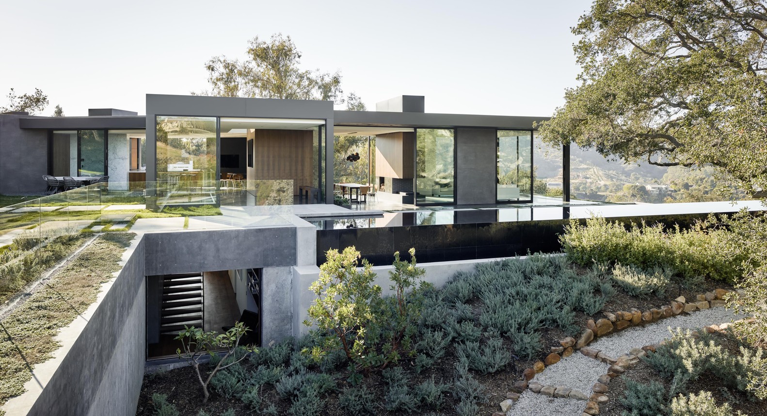 Oak Pass House In Beverly Hills, California, USA oak pass house in beverly hills california usa b2e456f