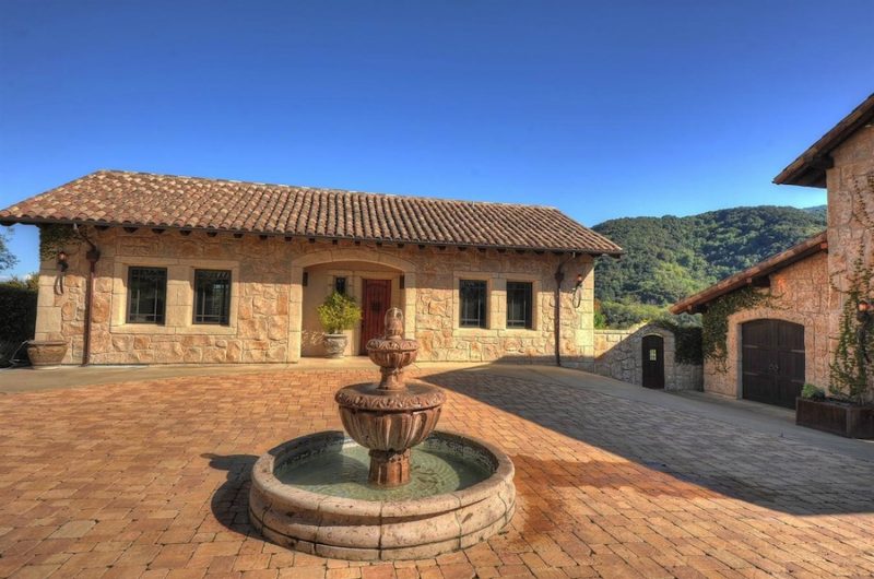One of a Kind Great Oaks Estate one of a kind great oaks estate 0200a4d