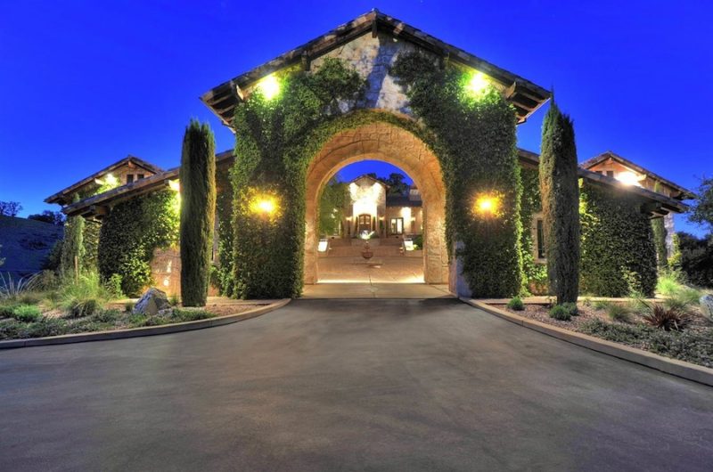 One of a Kind Great Oaks Estate one of a kind great oaks estate 51588b8