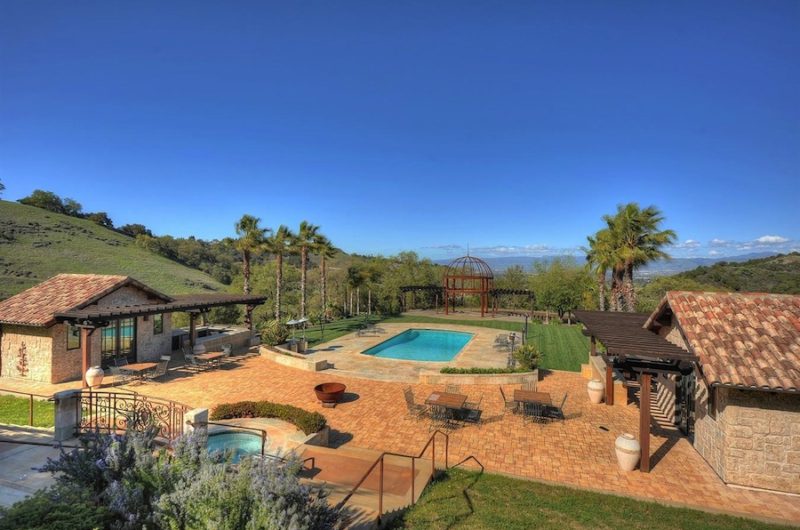 One of a Kind Great Oaks Estate one of a kind great oaks estate f258f65