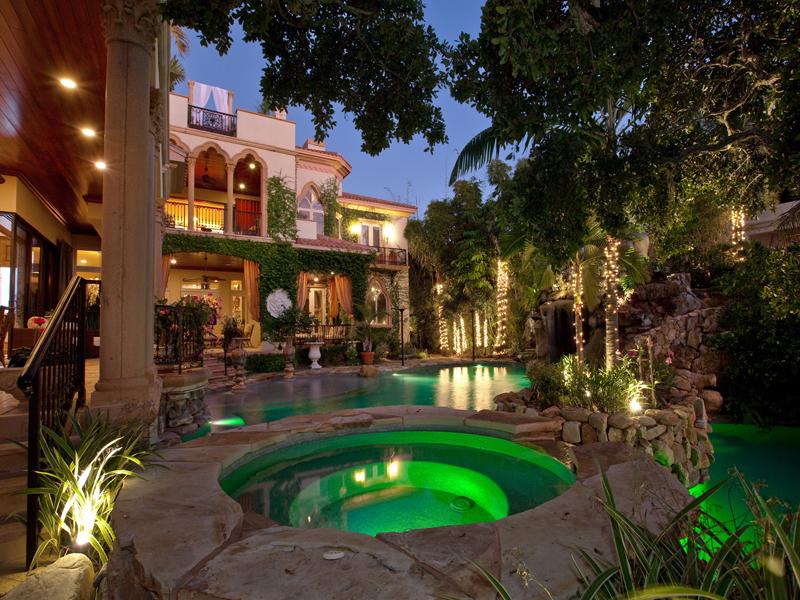 Opulent Siesta Key Mediterranean in Florida, United States opulent siesta key mediterranean in florida united states 5d48036