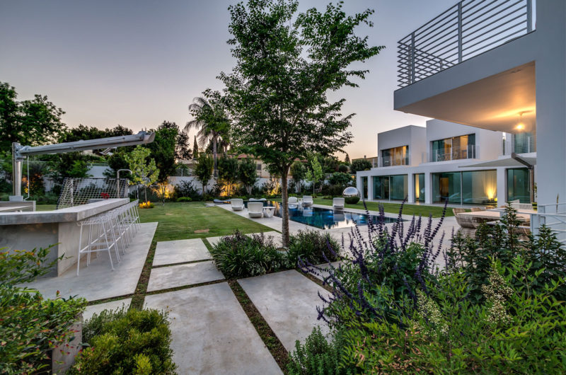 Outstanding Modern Villa in Ramot Hashavim, Israel outstanding modern villa in ramot hashavim israel e4e8aeb