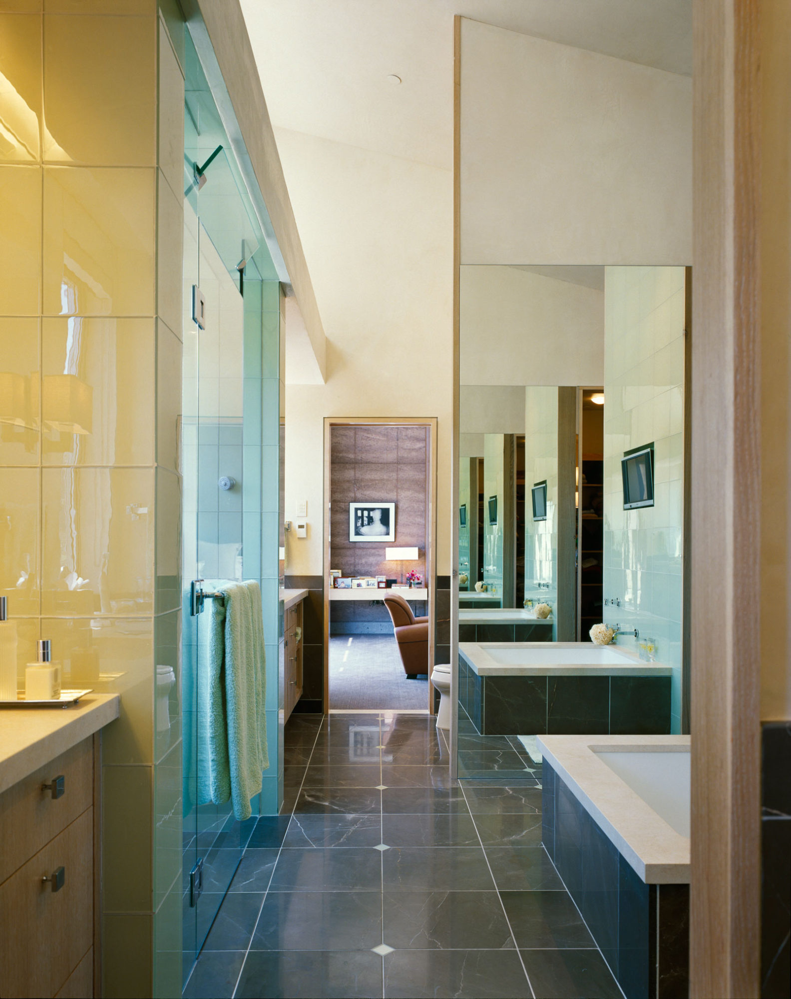 Private Lord by Studio B Architects private lord by studio b architects 28e388d