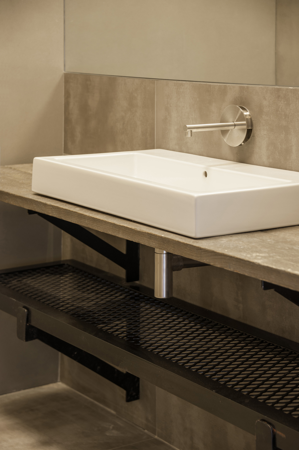 Redchurch Loft Apartment In London, United Kingdom redchurch loft apartment in london united kingdom 94dd844