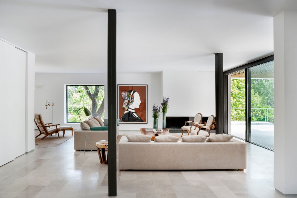 Spacious And Modern La Moraleja House In Madrid, Spain spacious and modern la moraleja house in madrid spain 50046c0