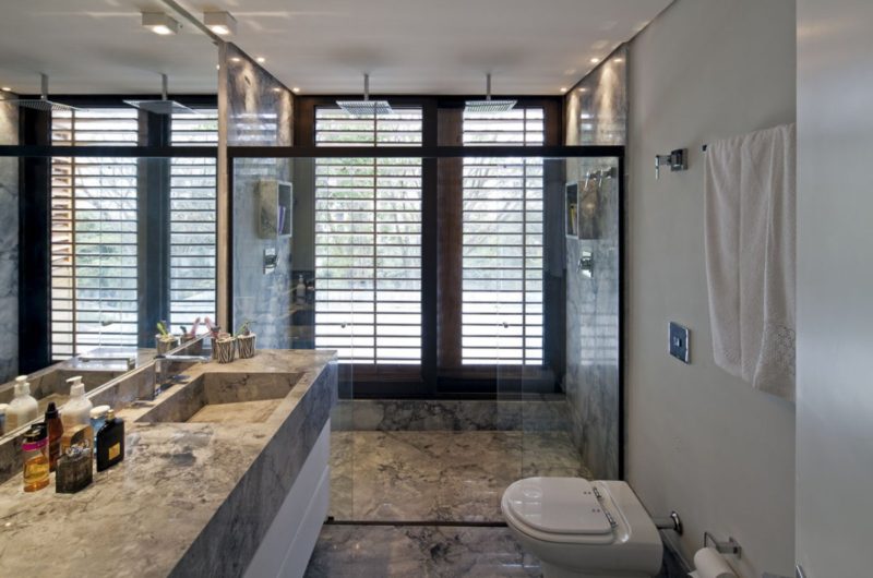 Stunning AM House by Drucker Arquitectura stunning am house by drucker arquitectura 816284a