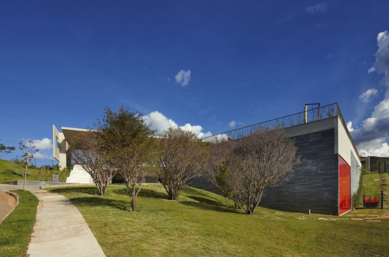 Stylish JE House by Humberto Hermeto stylish je house by humberto hermeto 07c679f