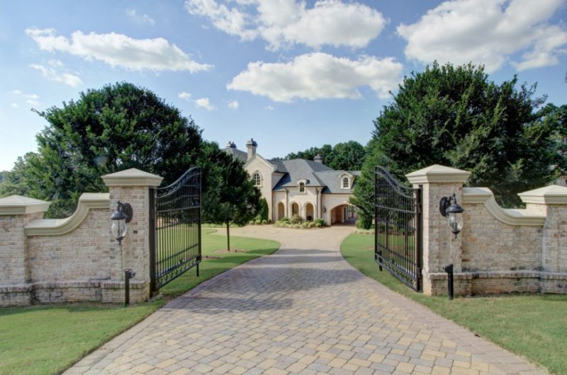 Sublime Johns Creek Residence in Georgia, United States sublime johns creek residence in georgia united states 2d3fee5