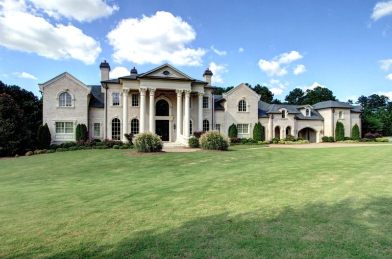 Sublime Johns Creek Residence in Georgia, United States sublime johns creek residence in georgia united states aeb3eae