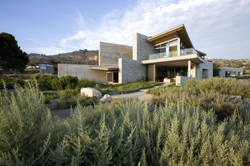 Suburb Altamira Ranch in Palos Verdes suburb altamira ranch in palos verdes d2ad3e7