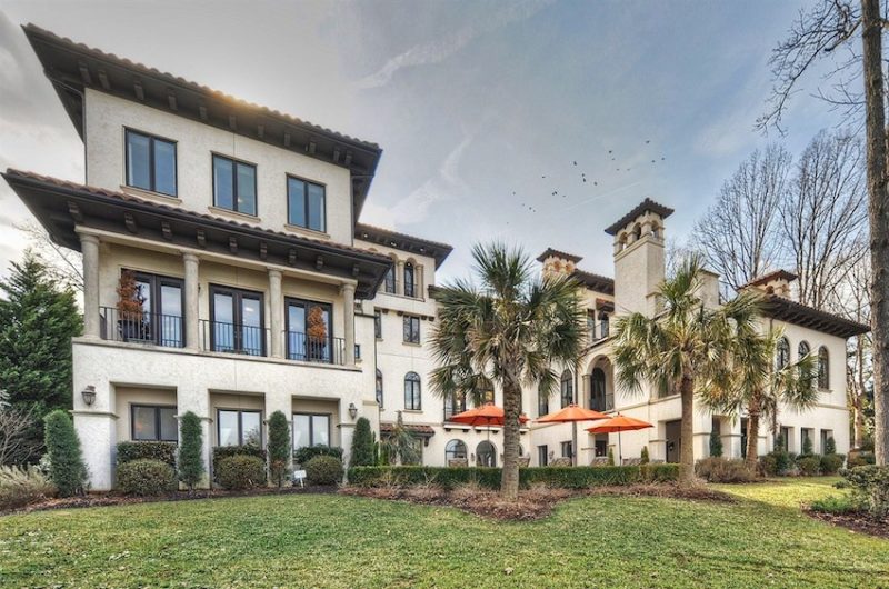 Sumptuous Cornelius Waterfront Estate In North Carolina, USA sumptuous cornelius waterfront estate in north carolina usa c3d8f4c