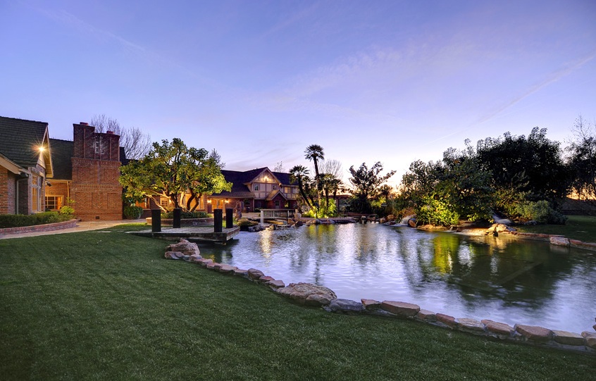 Superb Estate In Hidden Hills Meets The Wrecking Ball superb estate in hidden hills meets the wrecking ball 74938d5