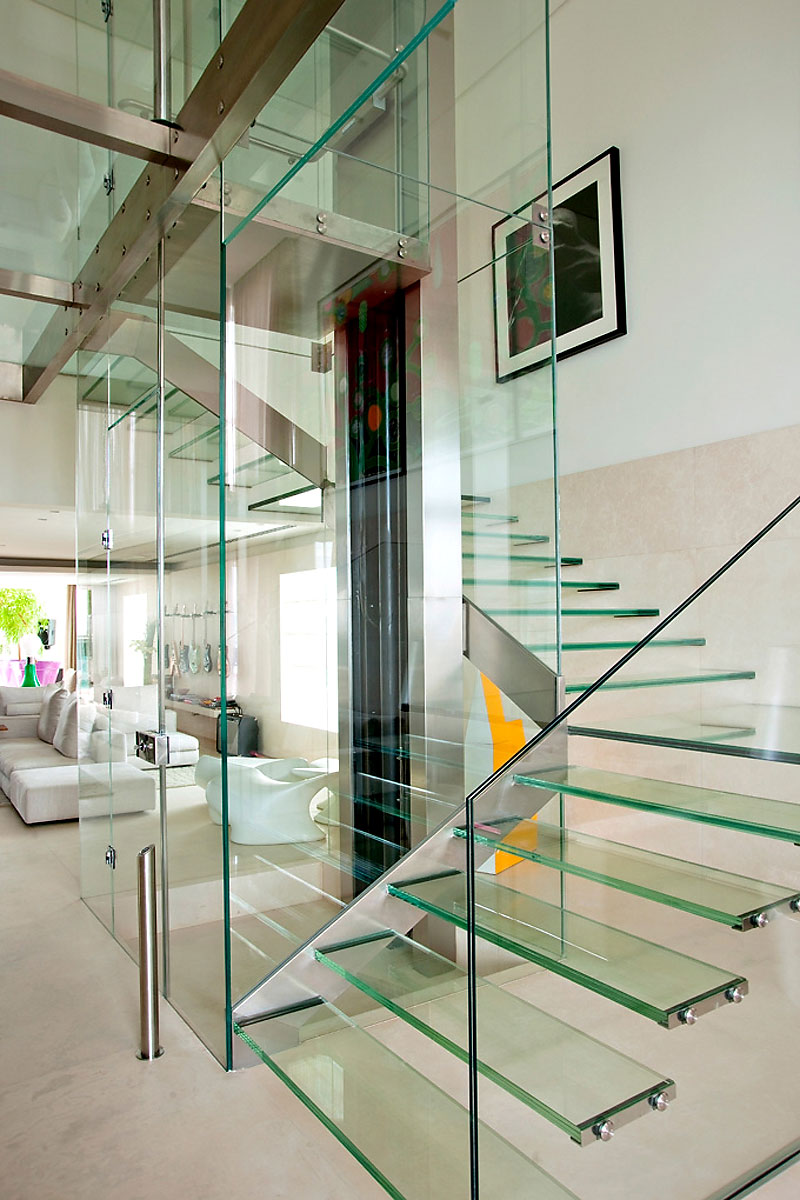 Tastefully Malibu Residence by Fernanda Marques Arquitectos Associados tastefully malibu residence by fernanda marques arquitectos associados 090d3f7