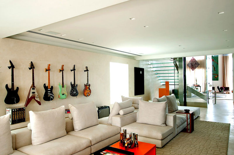 Tastefully Malibu Residence by Fernanda Marques Arquitectos Associados tastefully malibu residence by fernanda marques arquitectos associados 5d5adb0