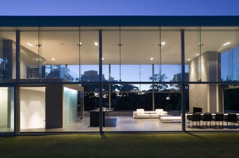 The irresistible Cliff House in Auckland, New Zealand by Fearon Hay Architects the irresistible cliff house in auckland new zealand by fearon hay architects 46effdf