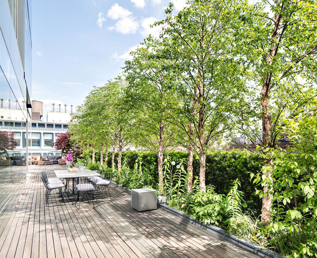 The Jewel of 40 Mercer Is A Luxe Penthouse In SoHo the jewel of 40 mercer is a luxe penthouse in soho b4cb8f8