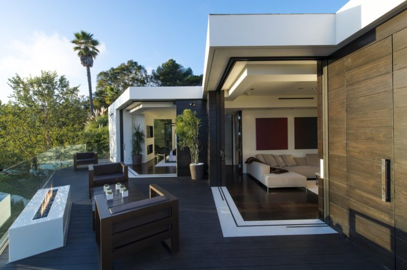 Unparalleled Laurel Way Residence by Whipple Russell Architects unparalleled laurel way residence by whipple russell architects 4e9df30