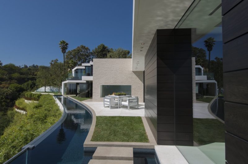 Unparalleled Laurel Way Residence by Whipple Russell Architects unparalleled laurel way residence by whipple russell architects 78e75b6