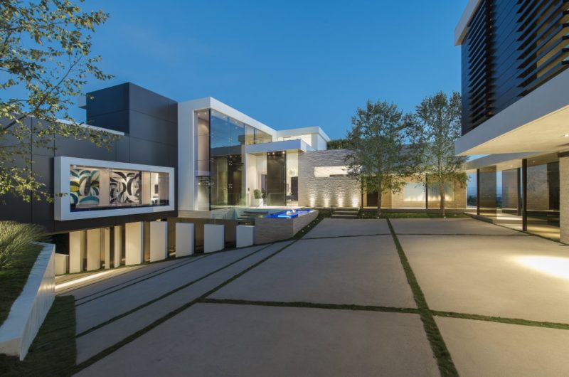 Unparalleled Laurel Way Residence by Whipple Russell Architects unparalleled laurel way residence by whipple russell architects 8245552