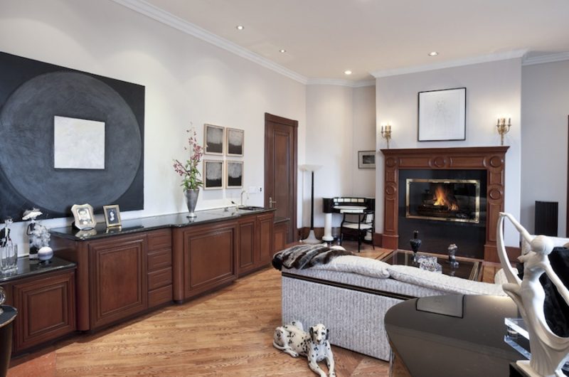 Astonishing Mediterranean Home in Holmby Hills astonishing mediterranean home in holmby hills 81ad4ae