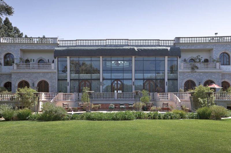 Astonishing Mediterranean Home in Holmby Hills astonishing mediterranean home in holmby hills b8d0e1e