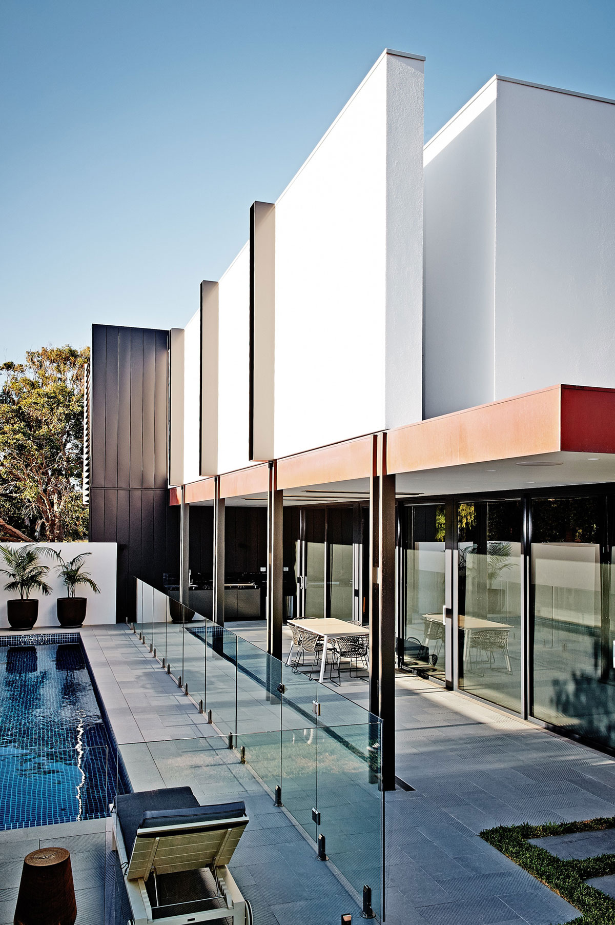 Beaumaris White House In Beaumaris, Australia beaumaris white house in beaumaris australia 854e567