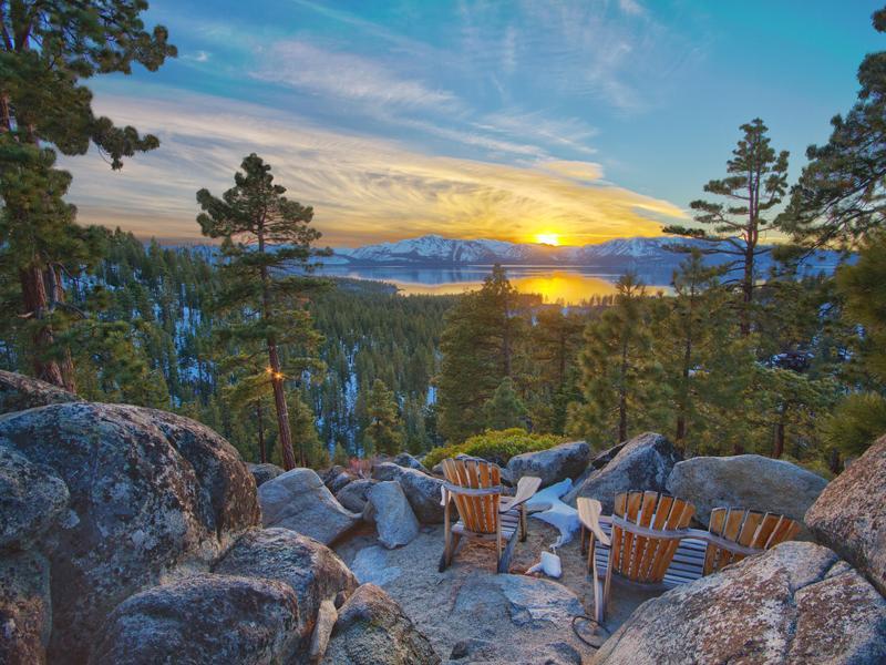 Charming Zephyr Cove's Tranquility in Nevada, United States charming zephyr coves tranquility in nevada united states 0355737